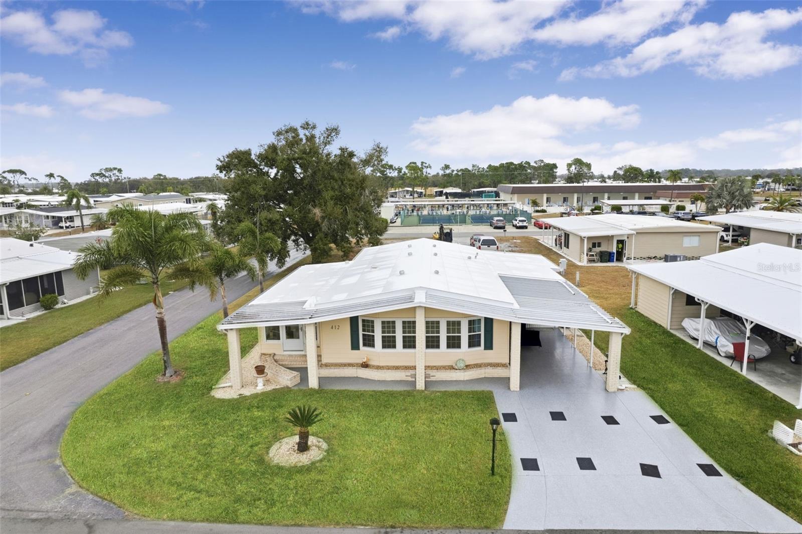 LA CASA MHP CO-OP - Residential