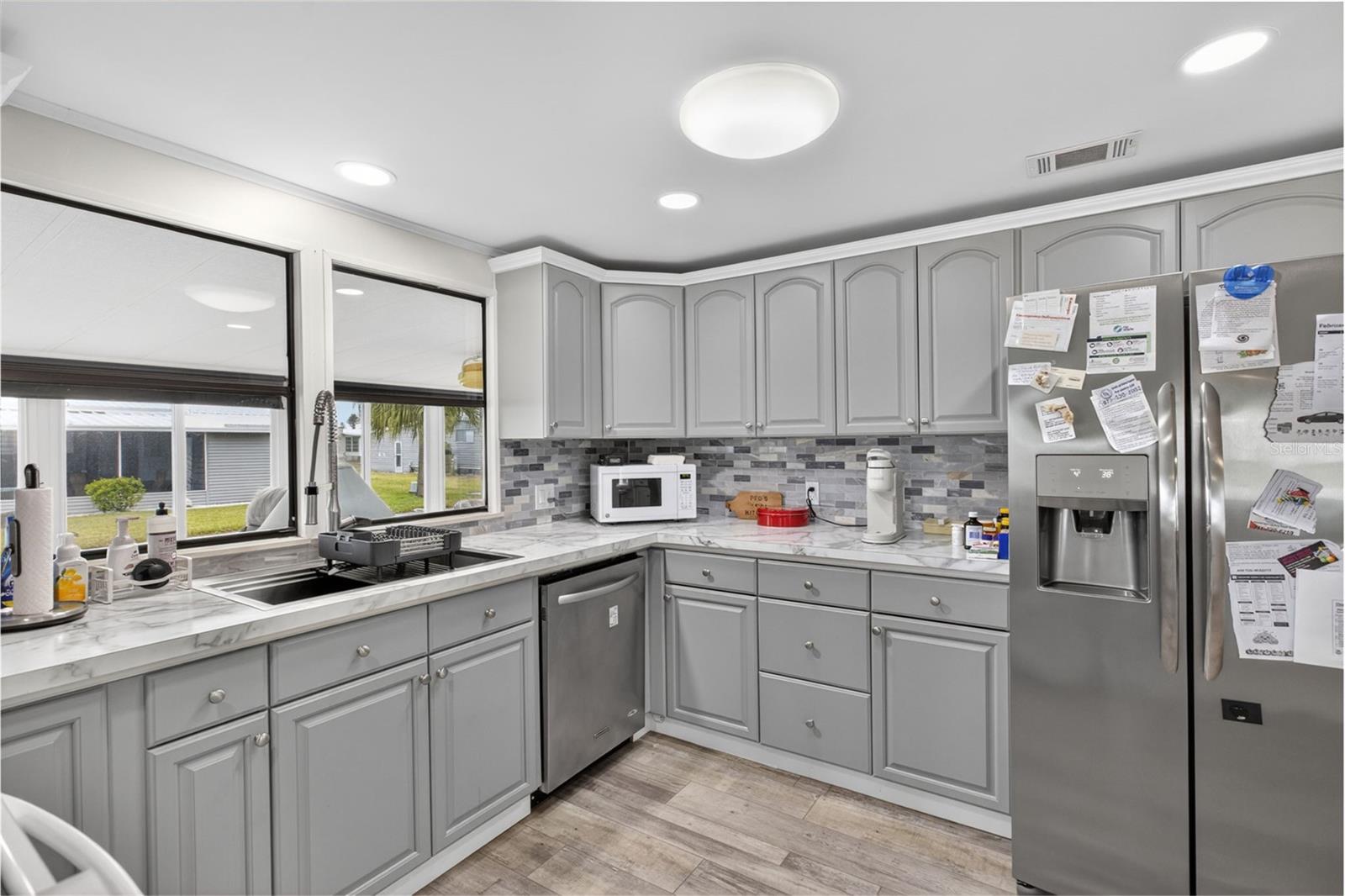 LA CASA MHP CO-OP - Residential