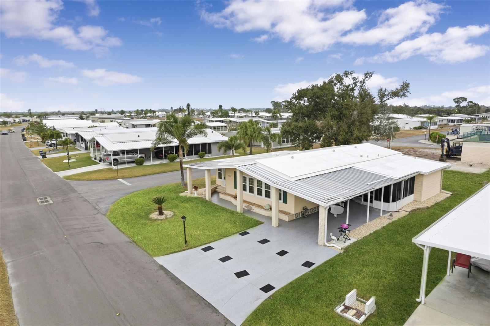 LA CASA MHP CO-OP - Residential