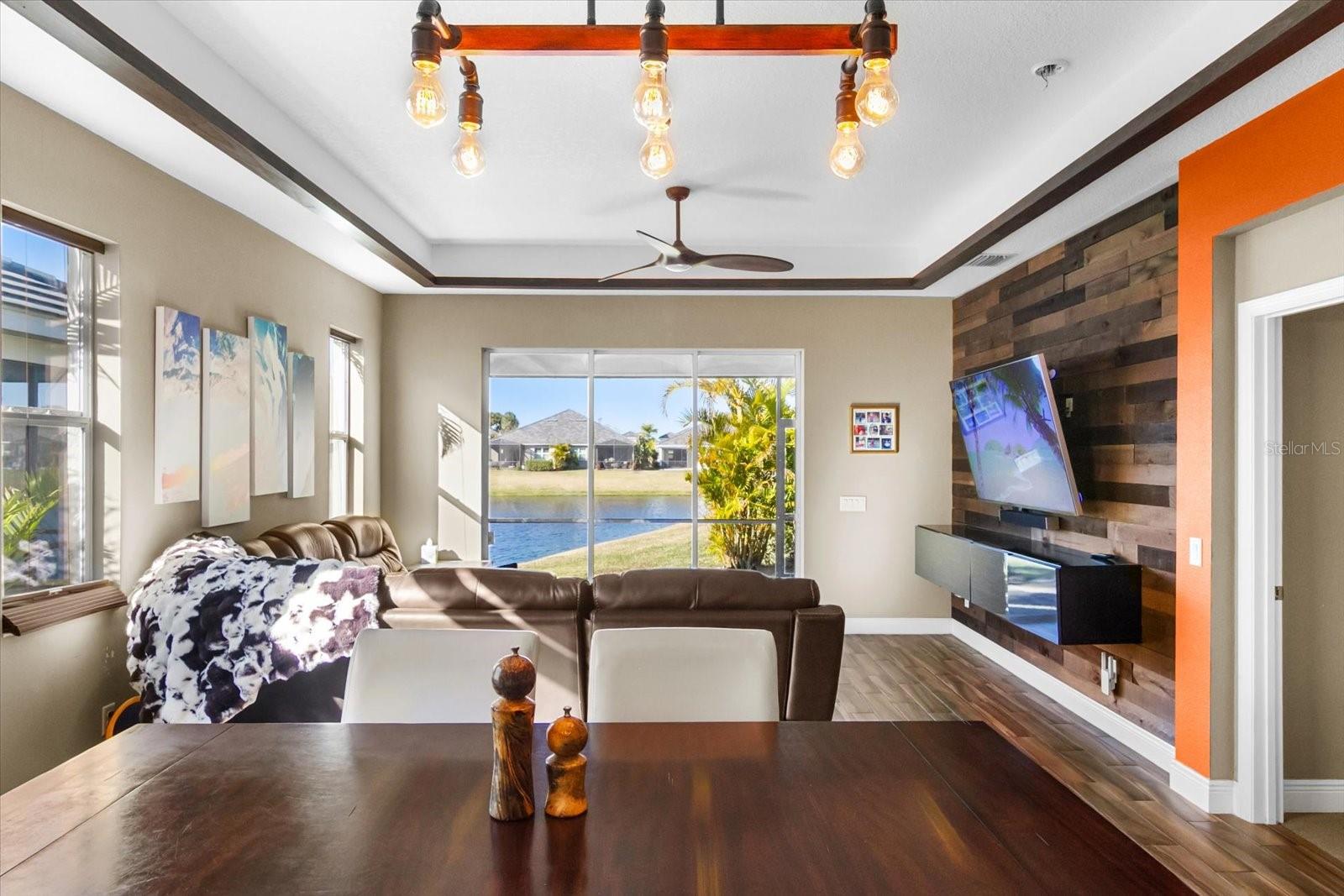 UNIVERSITY VILLAGE - Residential