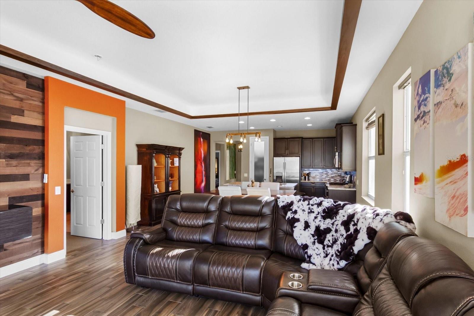 UNIVERSITY VILLAGE - Residential