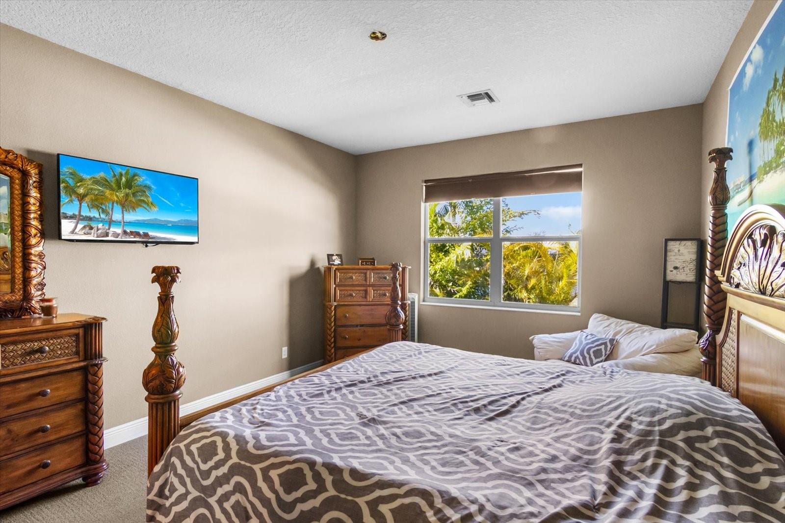 UNIVERSITY VILLAGE - Residential