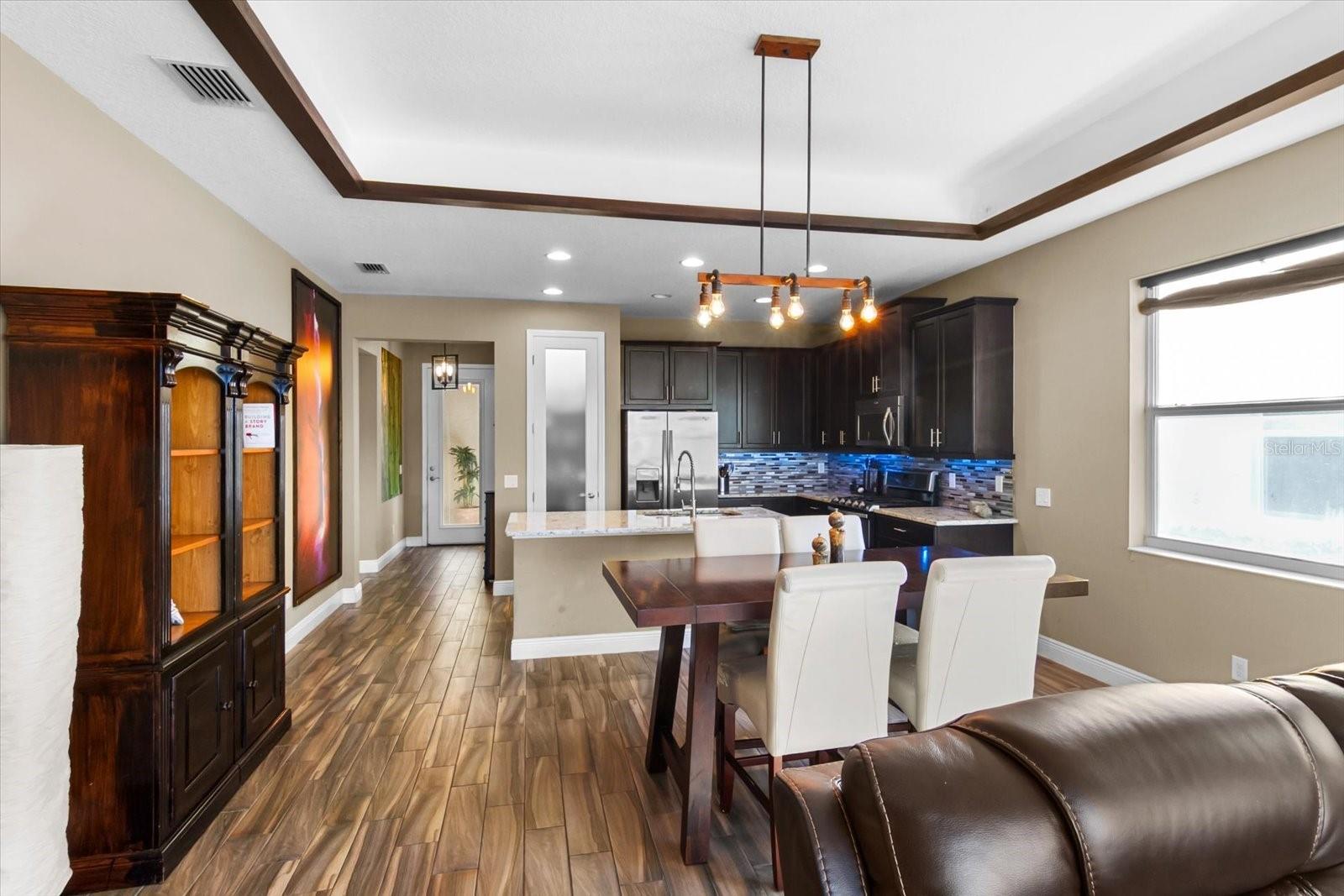 UNIVERSITY VILLAGE - Residential