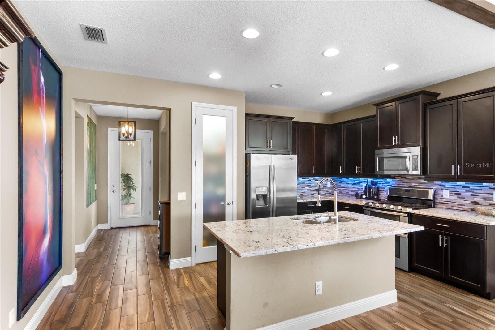 UNIVERSITY VILLAGE - Residential