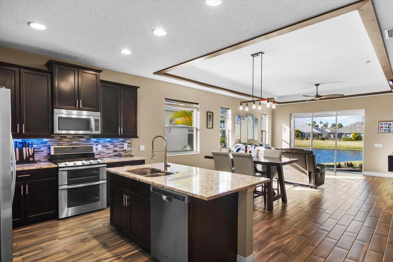 UNIVERSITY VILLAGE - Residential