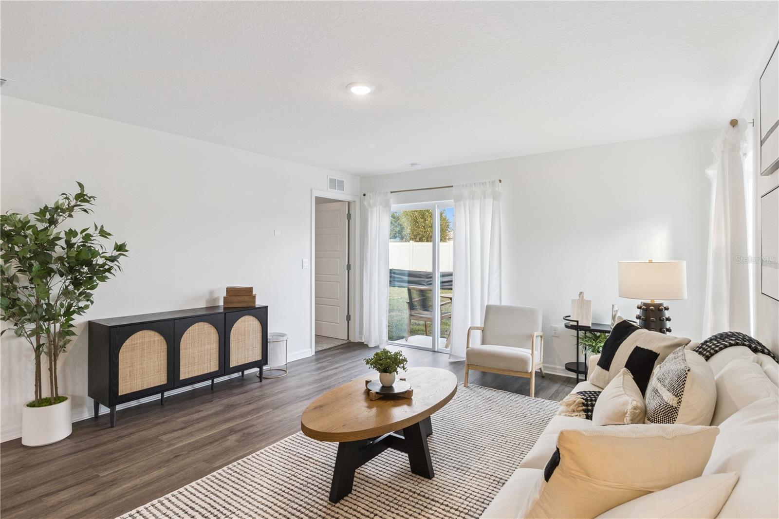 LEOMAS LANDING - PHASE 2 - Residential