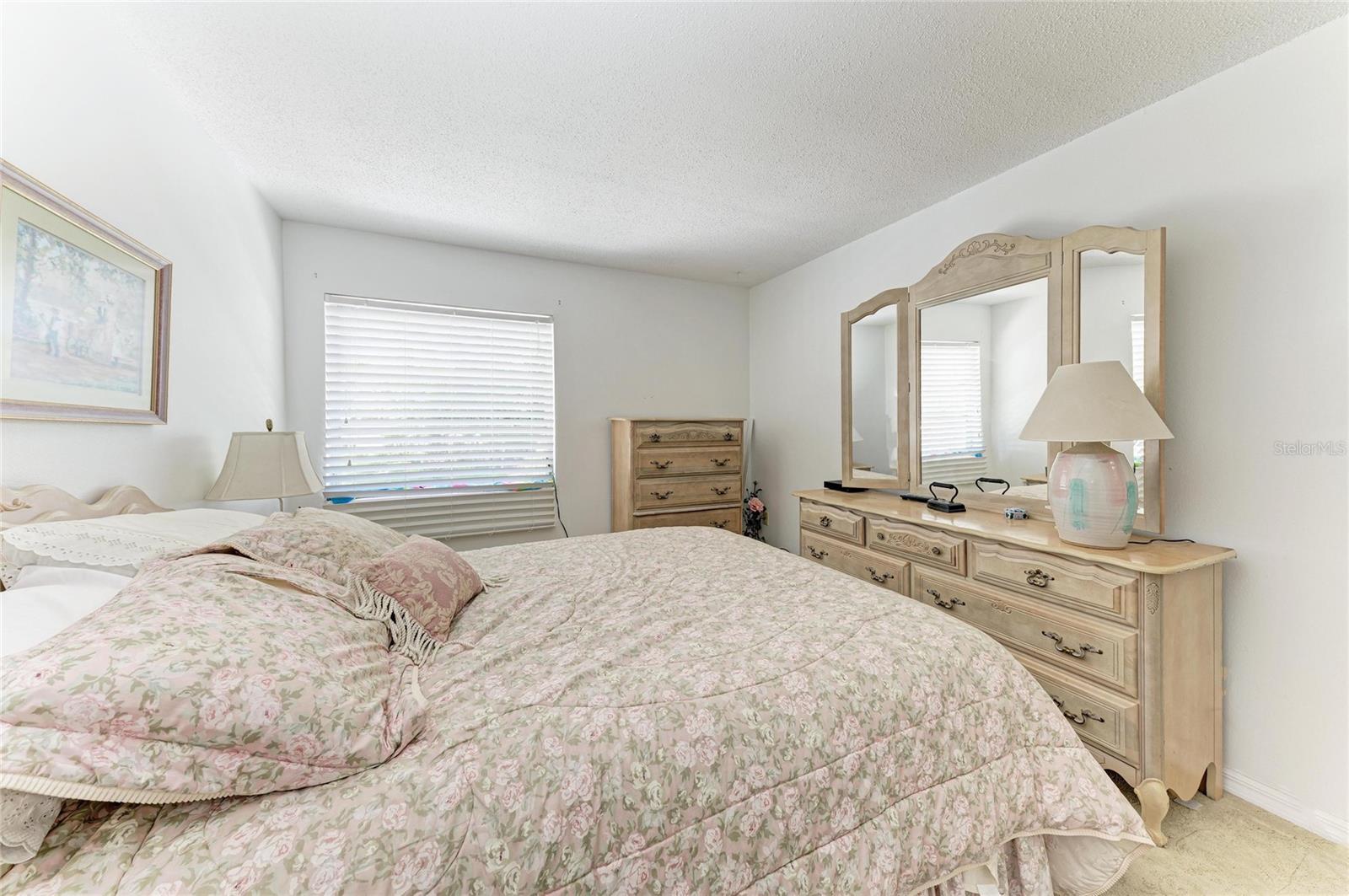 THE FOURTH BAYSHORE - Residential