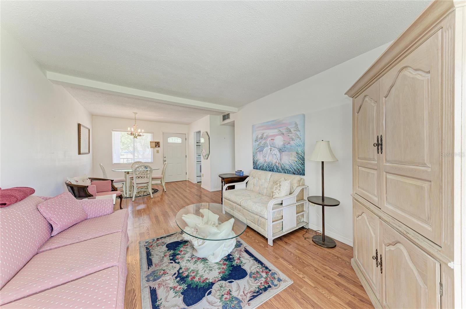 THE FOURTH BAYSHORE - Residential