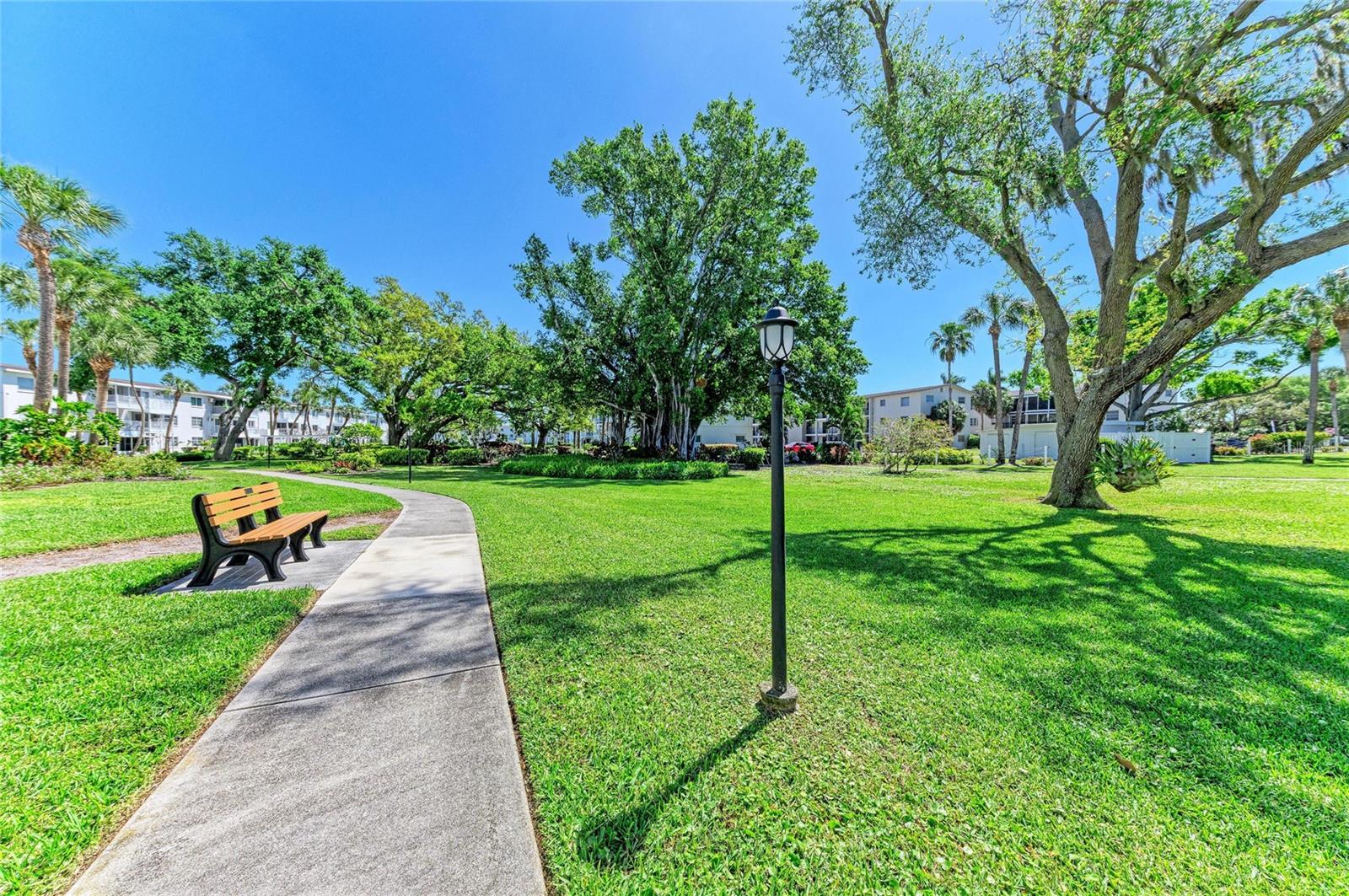 THE FOURTH BAYSHORE - Residential