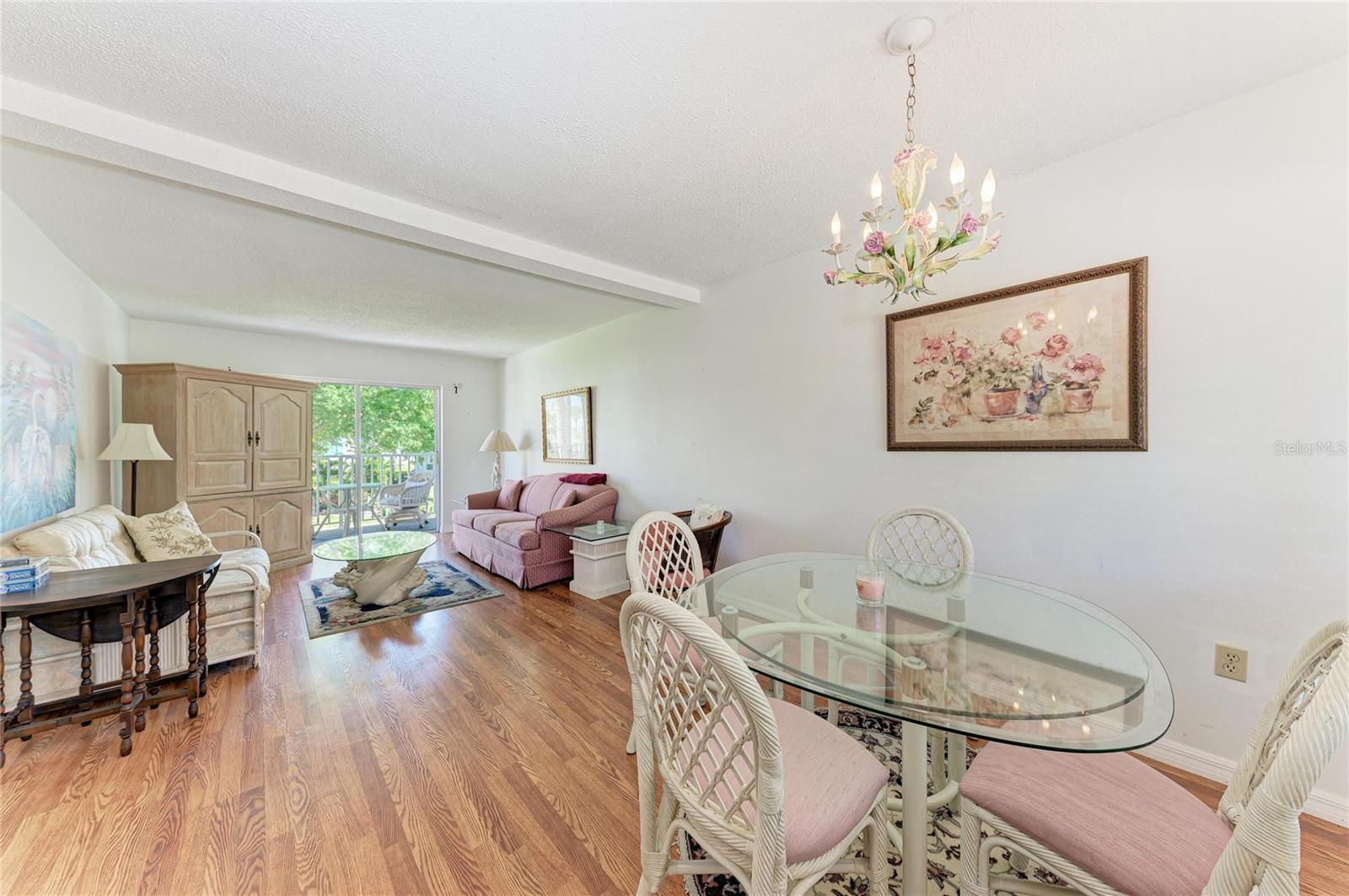 THE FOURTH BAYSHORE - Residential