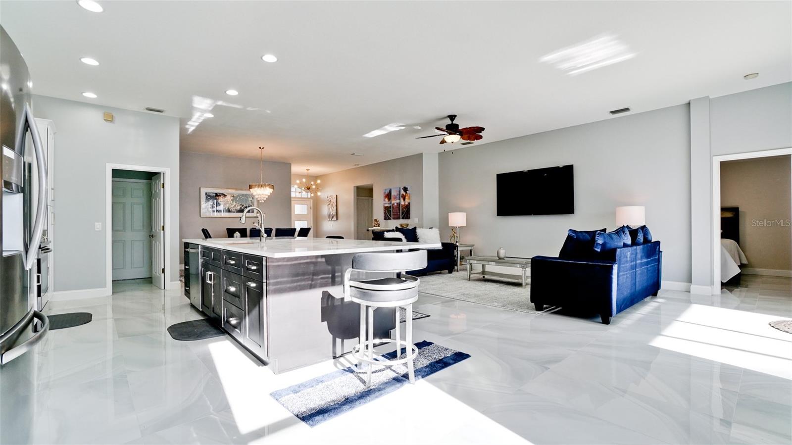 SABAL HARBOUR PH VI - Residential Lease