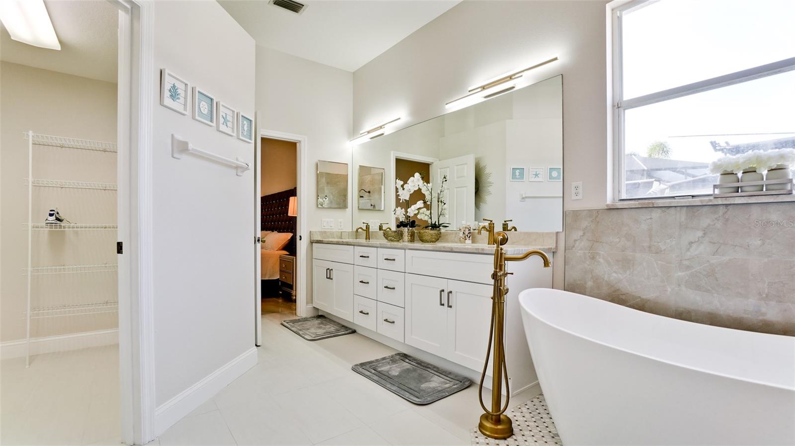 SABAL HARBOUR PH VI - Residential Lease