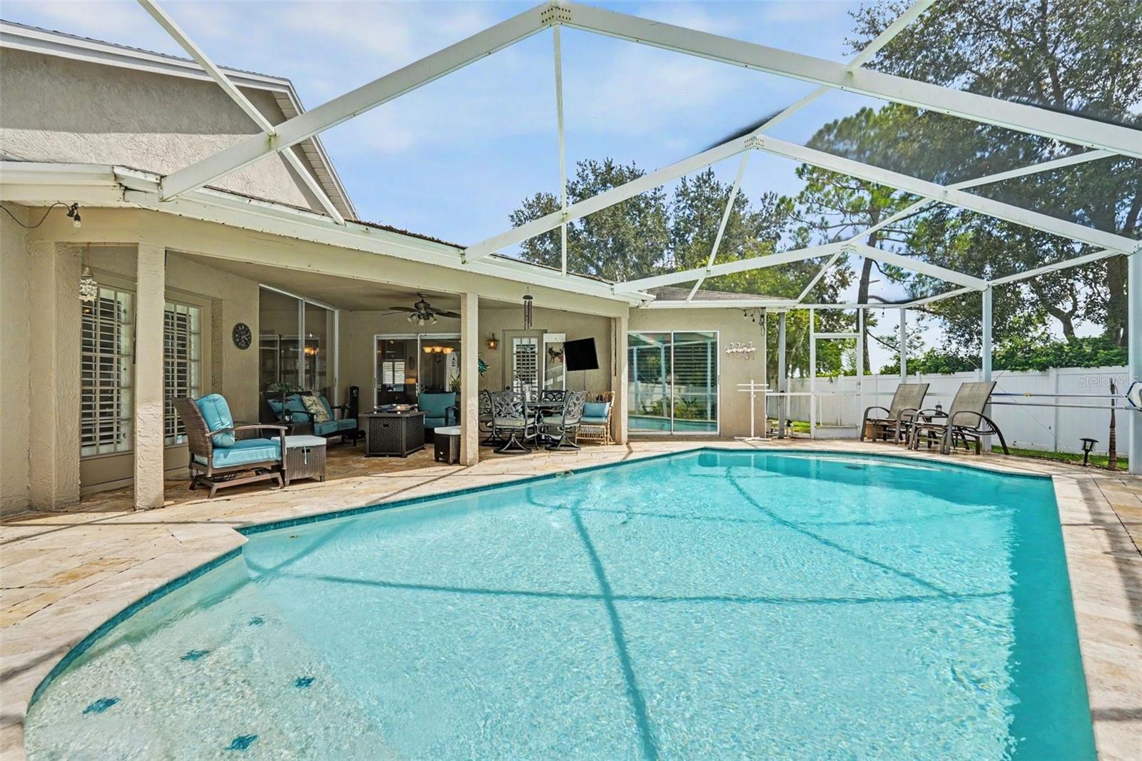 18001 PALM BREEZE DRIVE