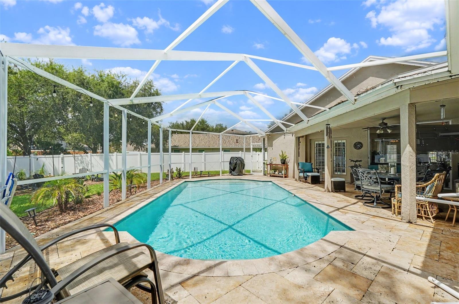 18001 PALM BREEZE DRIVE