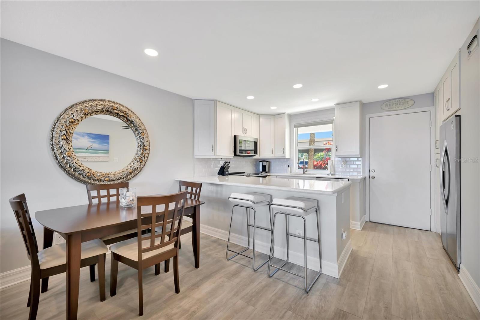 LONGBOAT HARBOUR - Residential