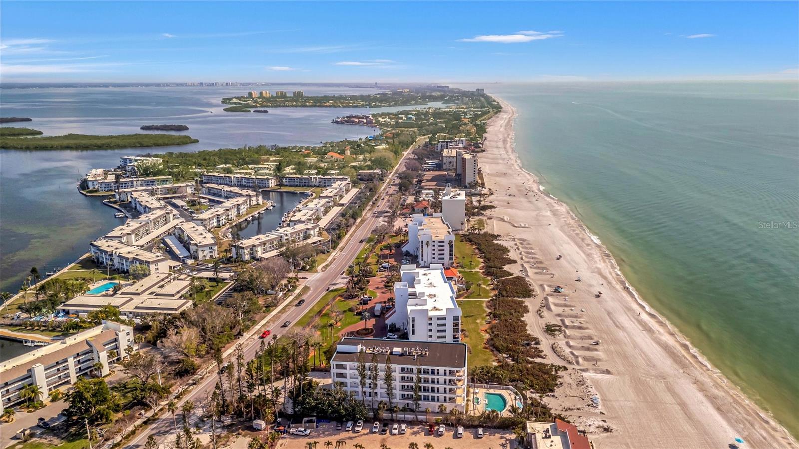 LONGBOAT HARBOUR - Residential