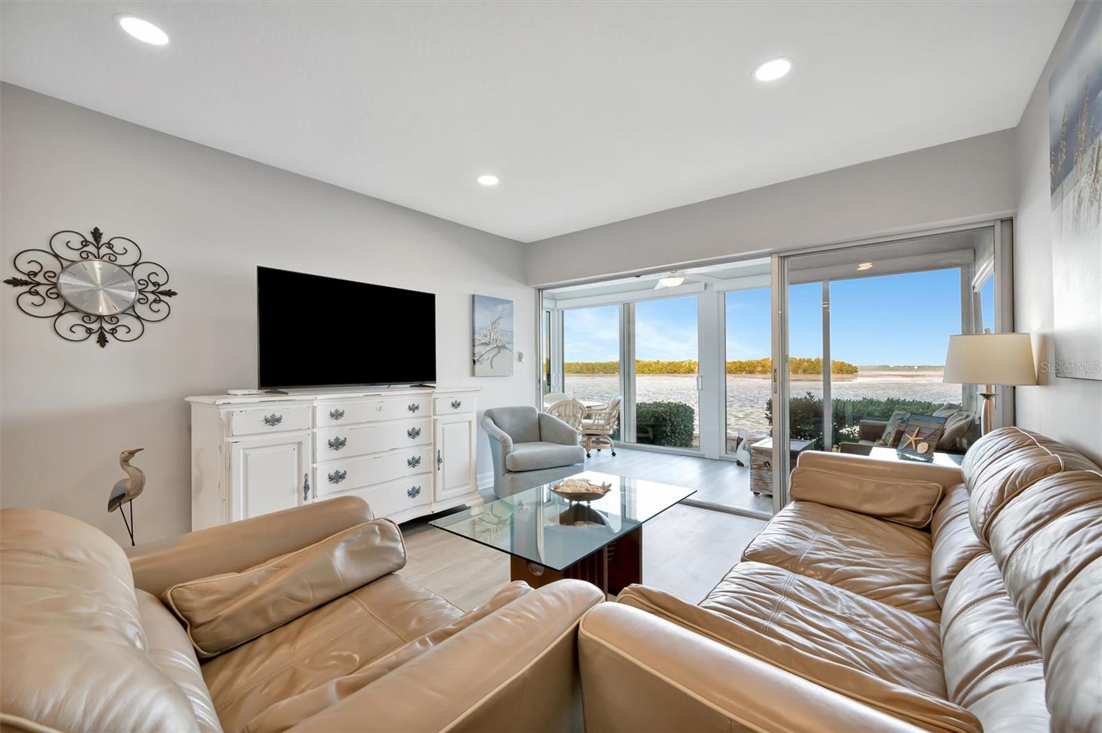 LONGBOAT HARBOUR - Residential