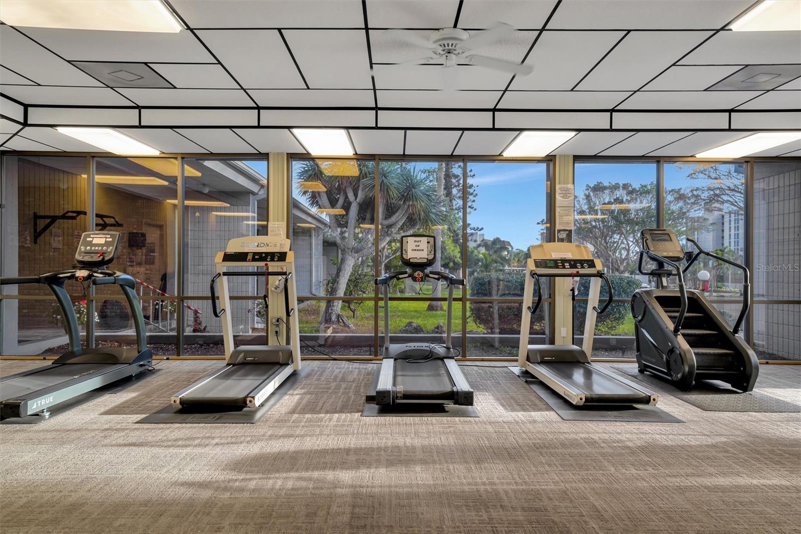 LONGBOAT HARBOUR - Residential