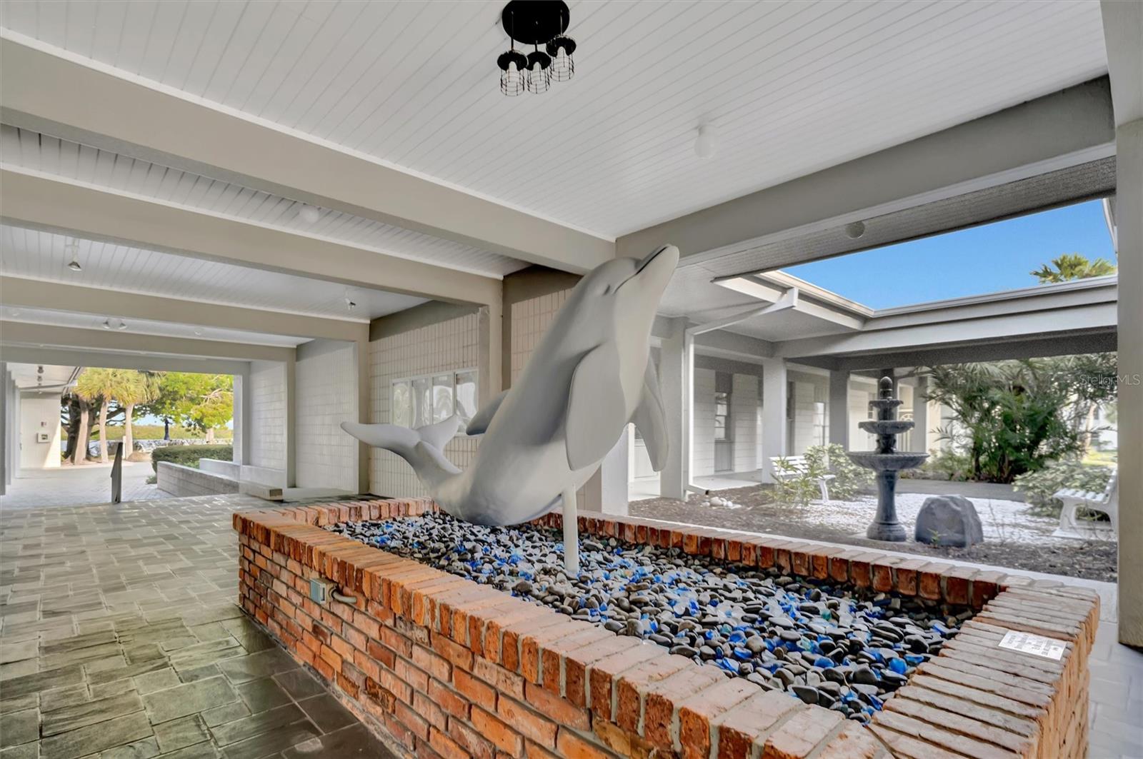 LONGBOAT HARBOUR - Residential