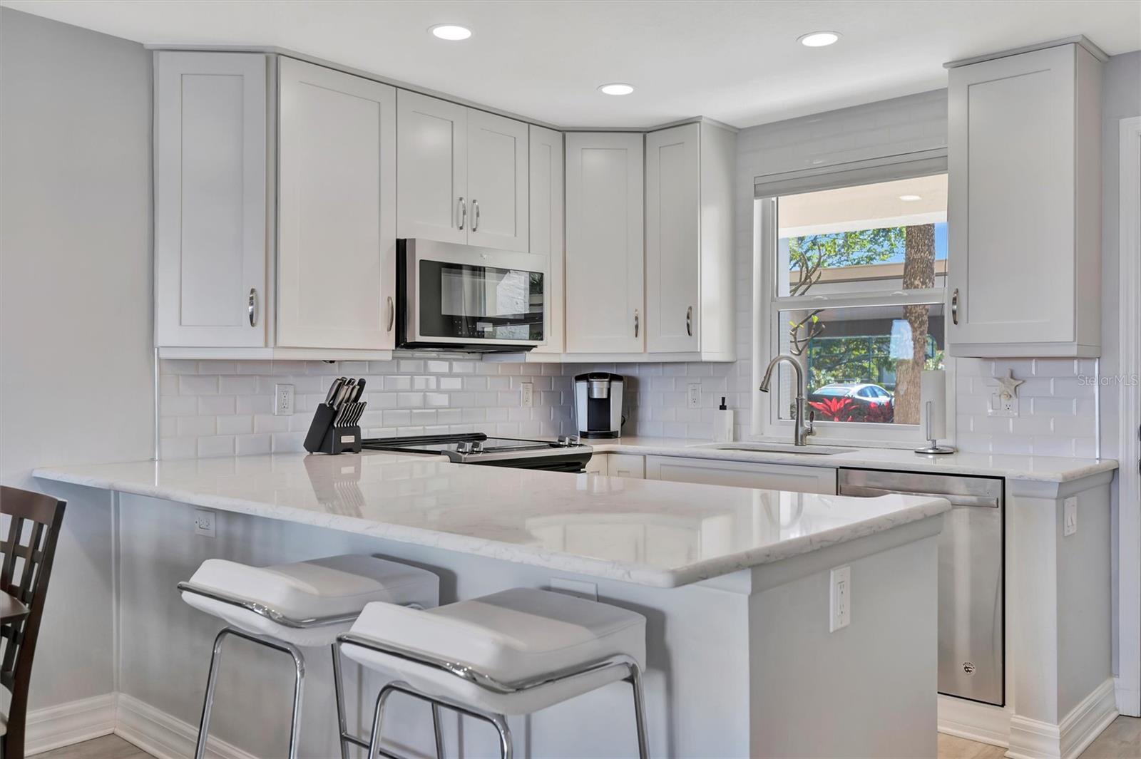 LONGBOAT HARBOUR - Residential