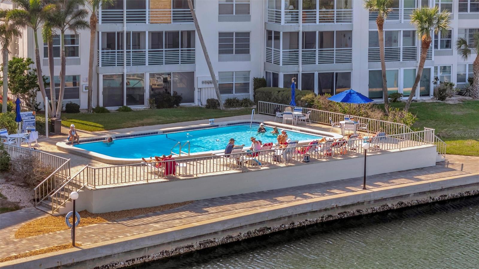 LONGBOAT HARBOUR - Residential