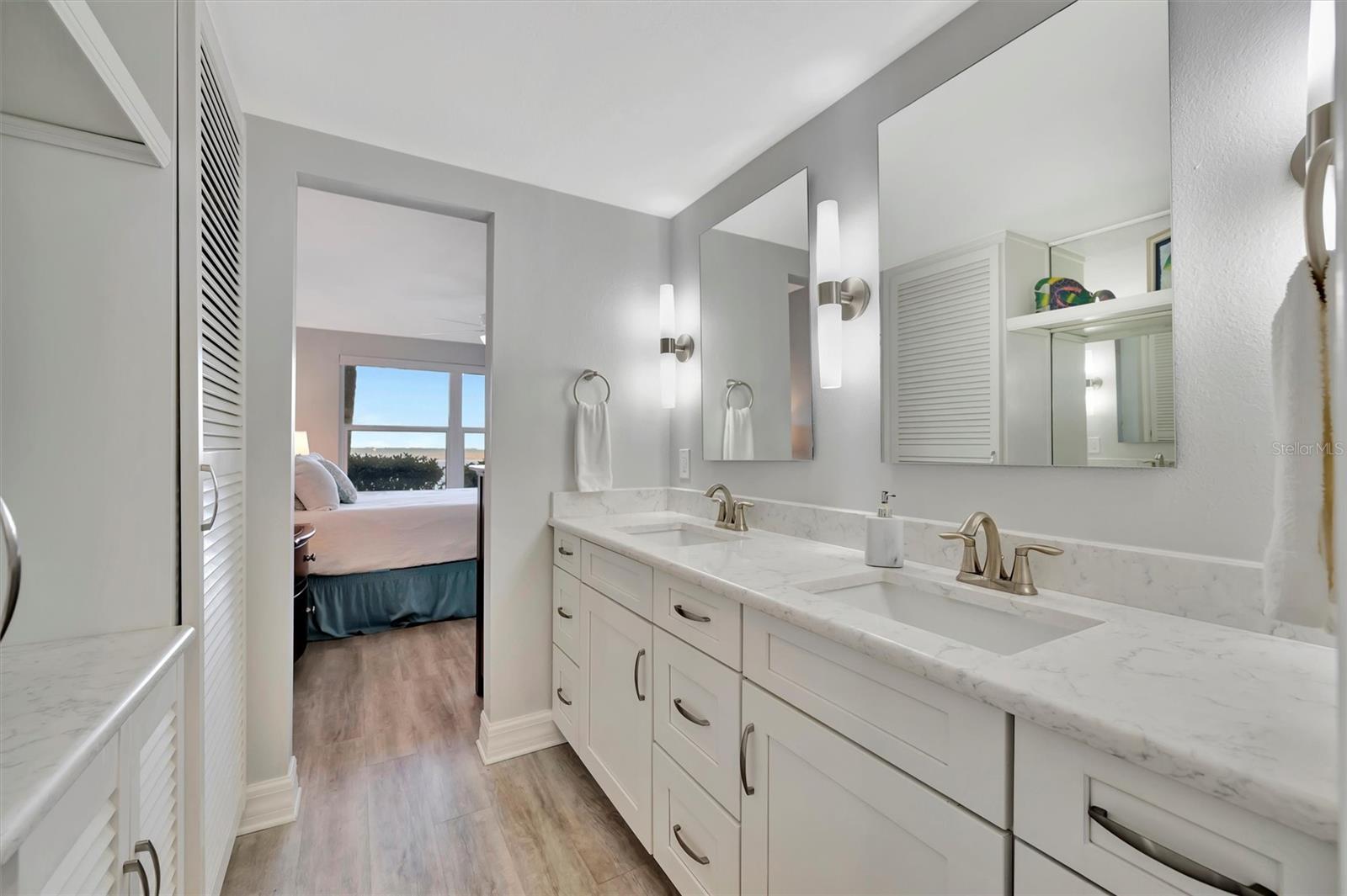 LONGBOAT HARBOUR - Residential