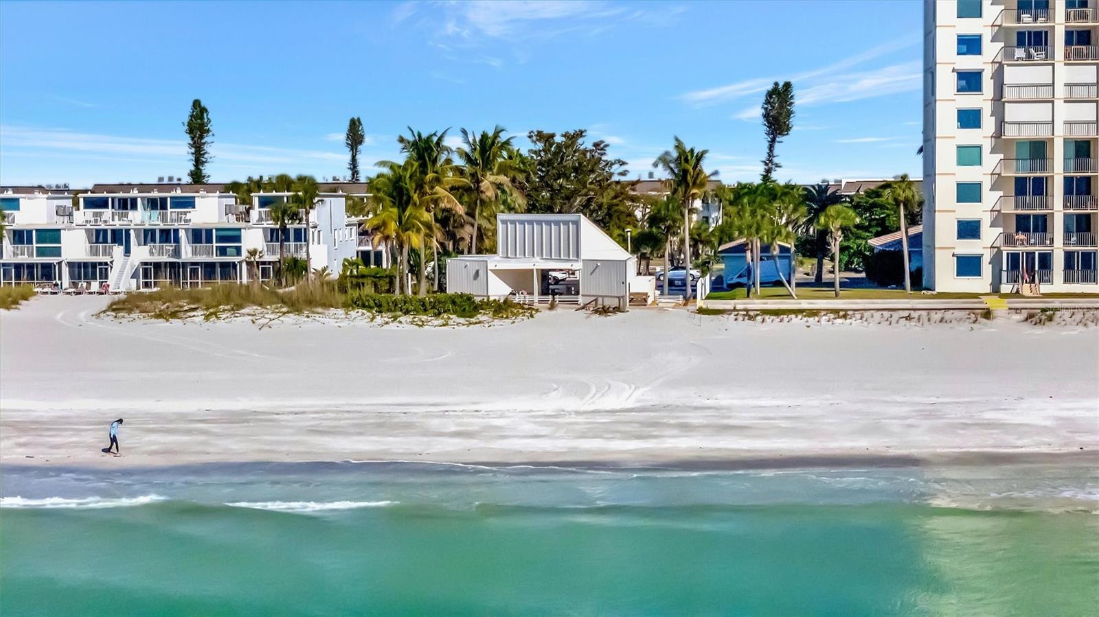 LONGBOAT HARBOUR - Residential