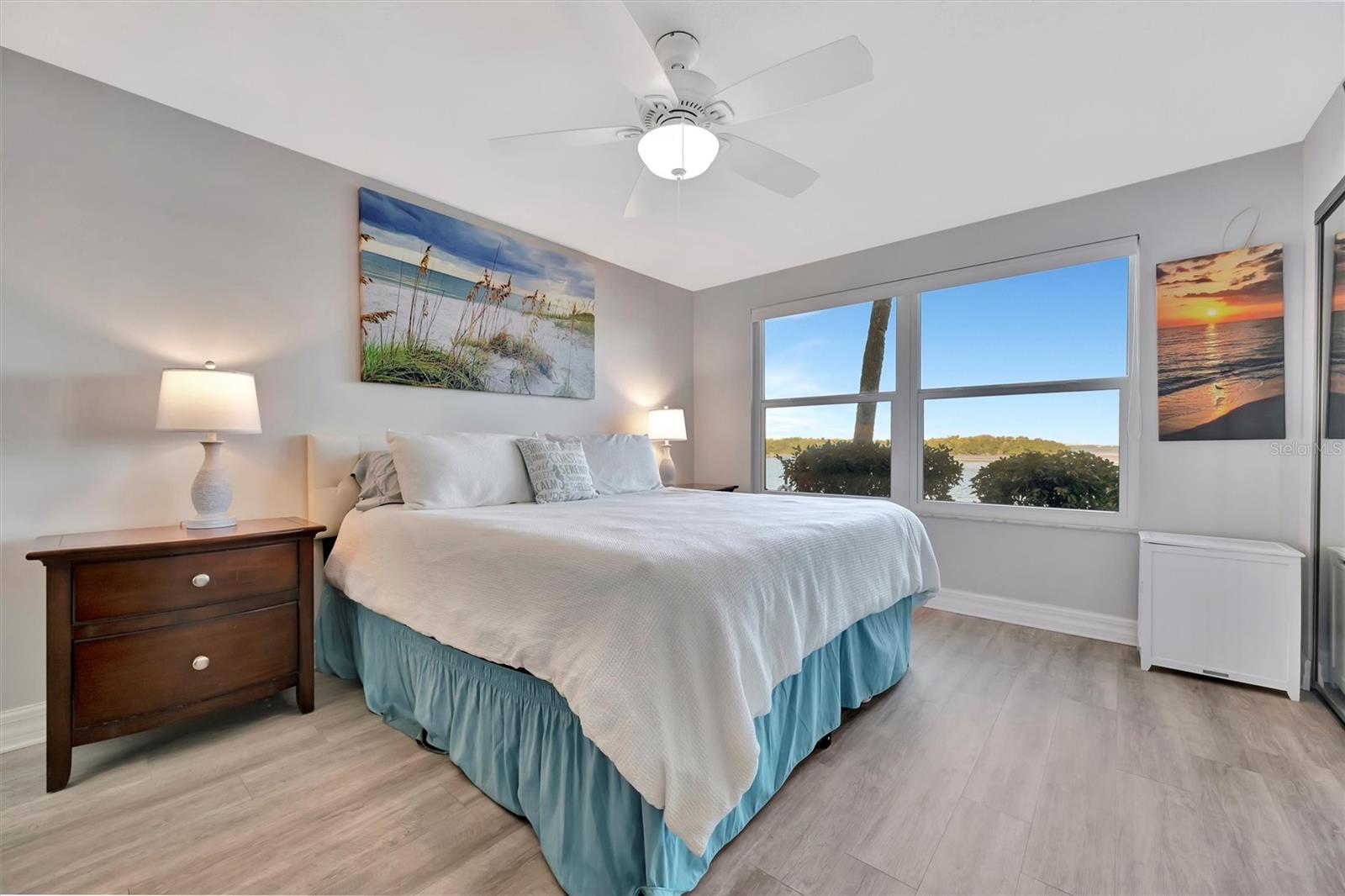 LONGBOAT HARBOUR - Residential