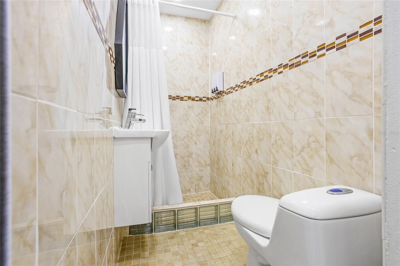 CAMINO LAS PICUAS - Residential