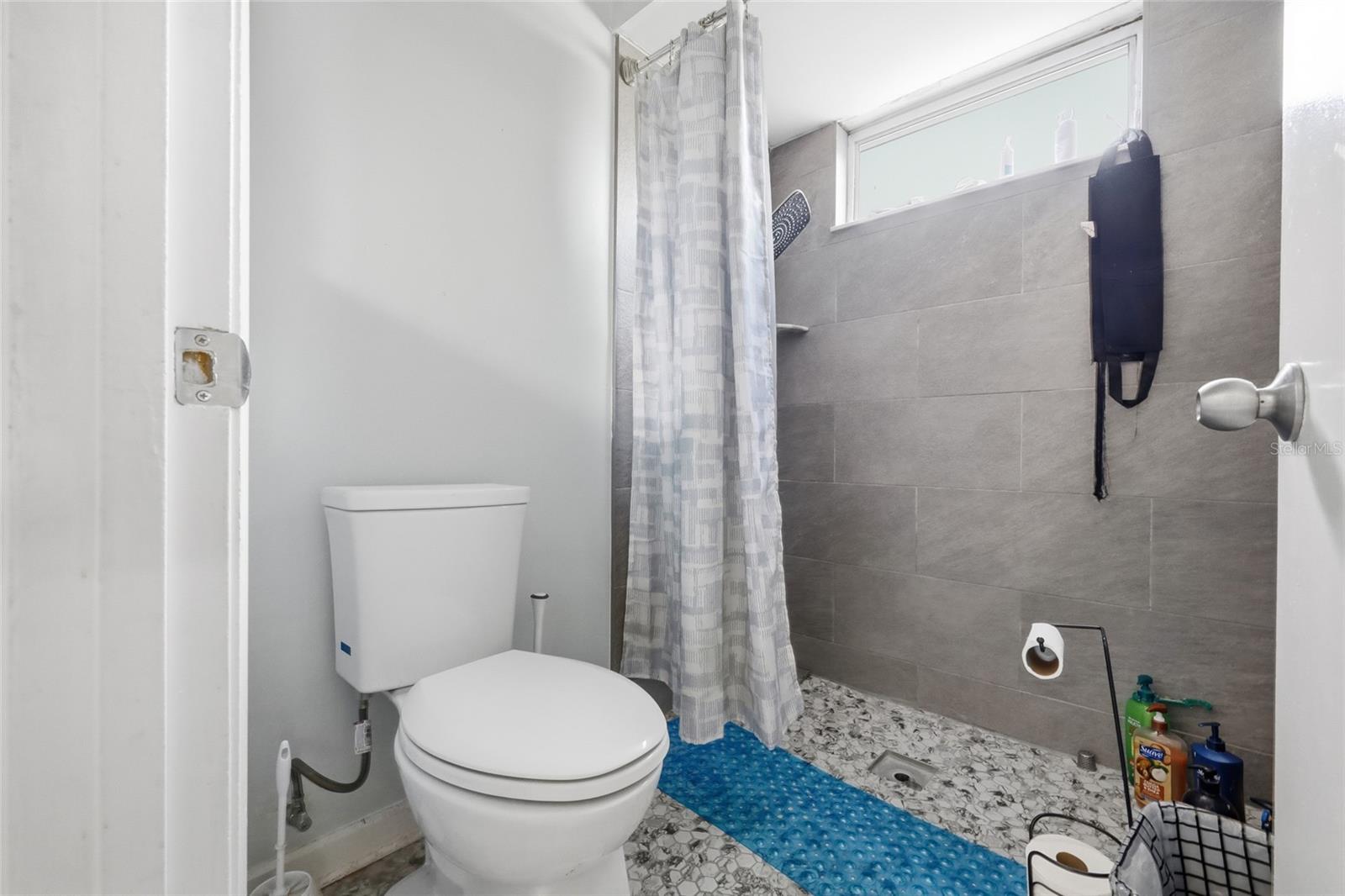 BVL UNIT 8 - Residential