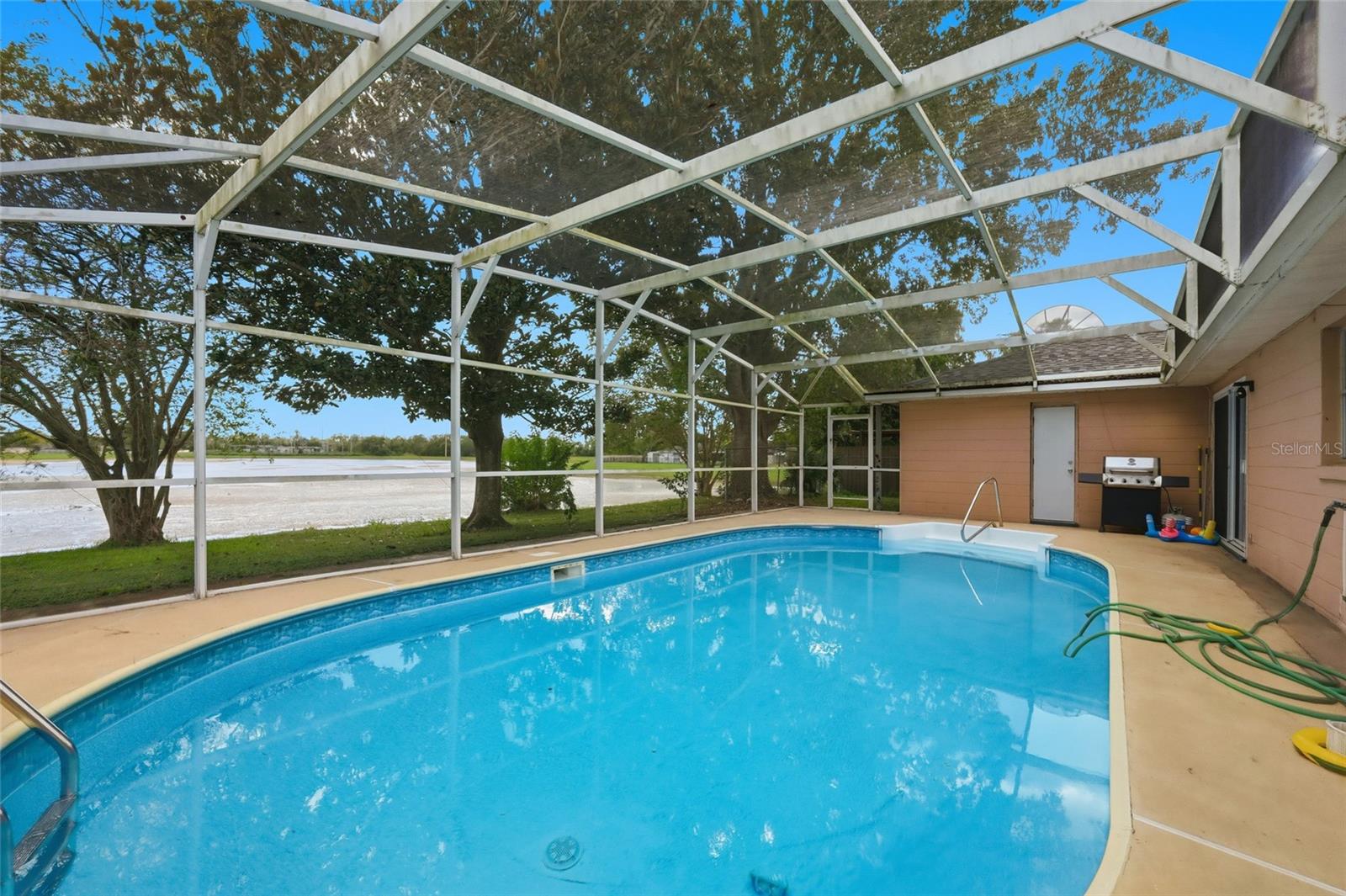 BVL UNIT 8 - Residential