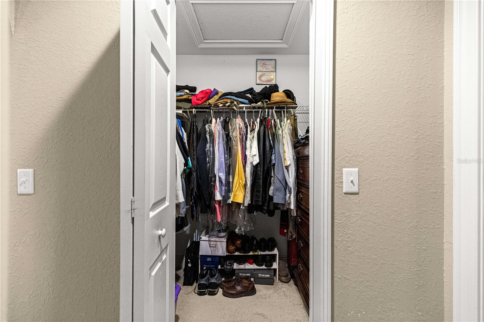 MARION OAKS - Residential