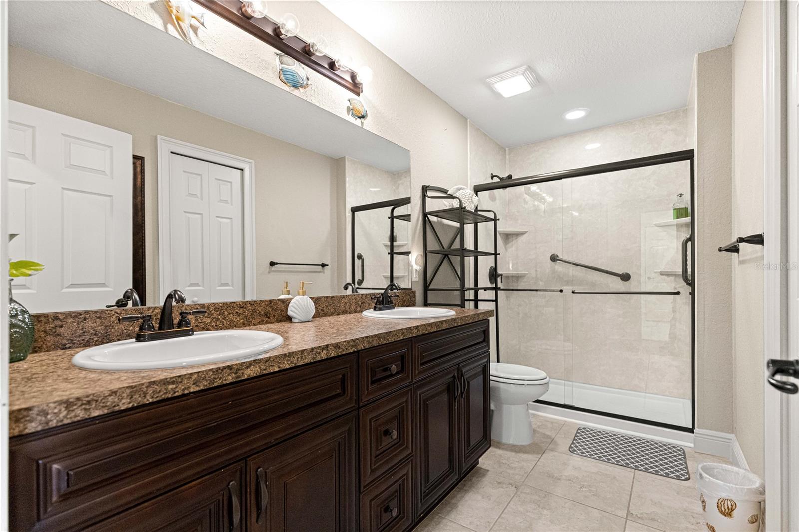 MARION OAKS - Residential