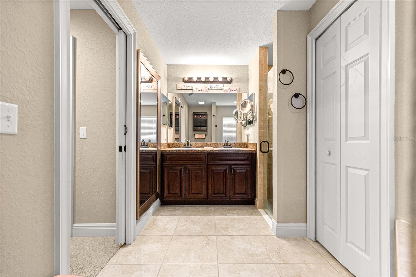 MARION OAKS - Residential