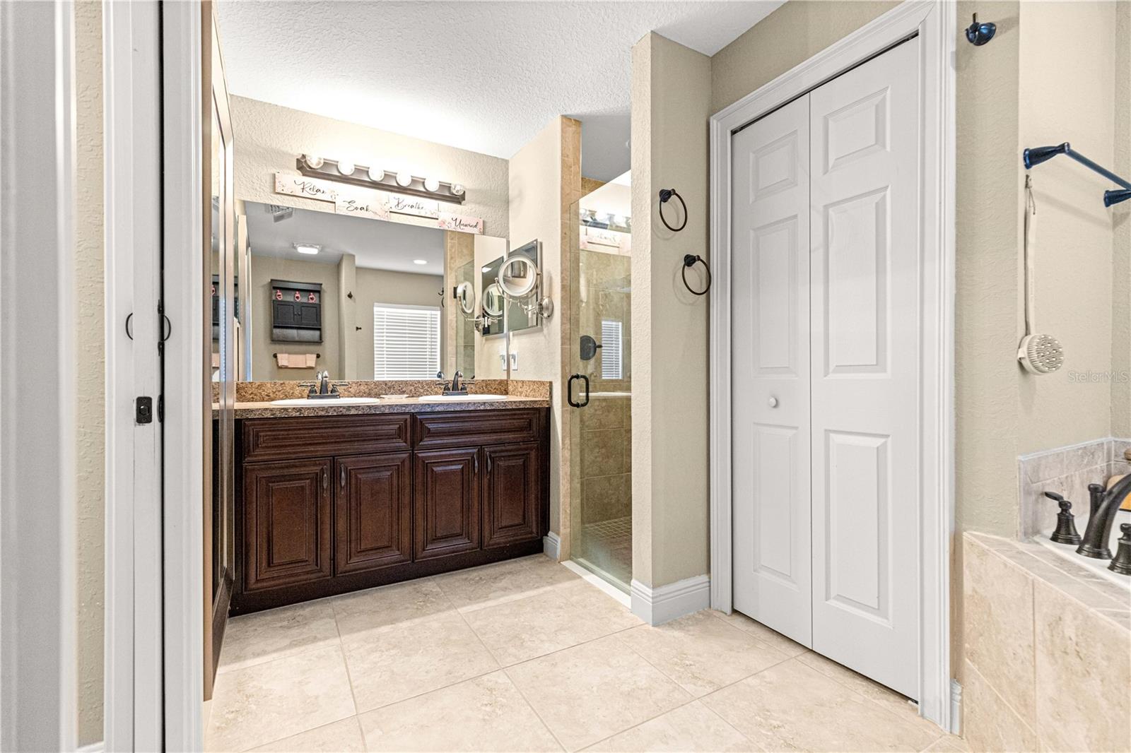 MARION OAKS - Residential