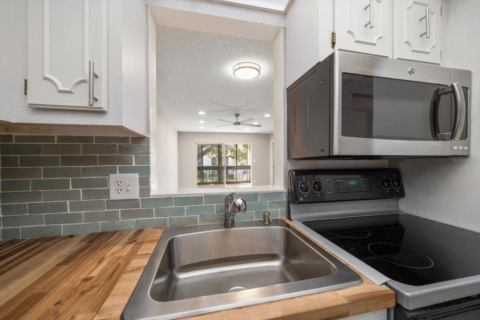 WATERS EDGE 2 CONDO - Residential