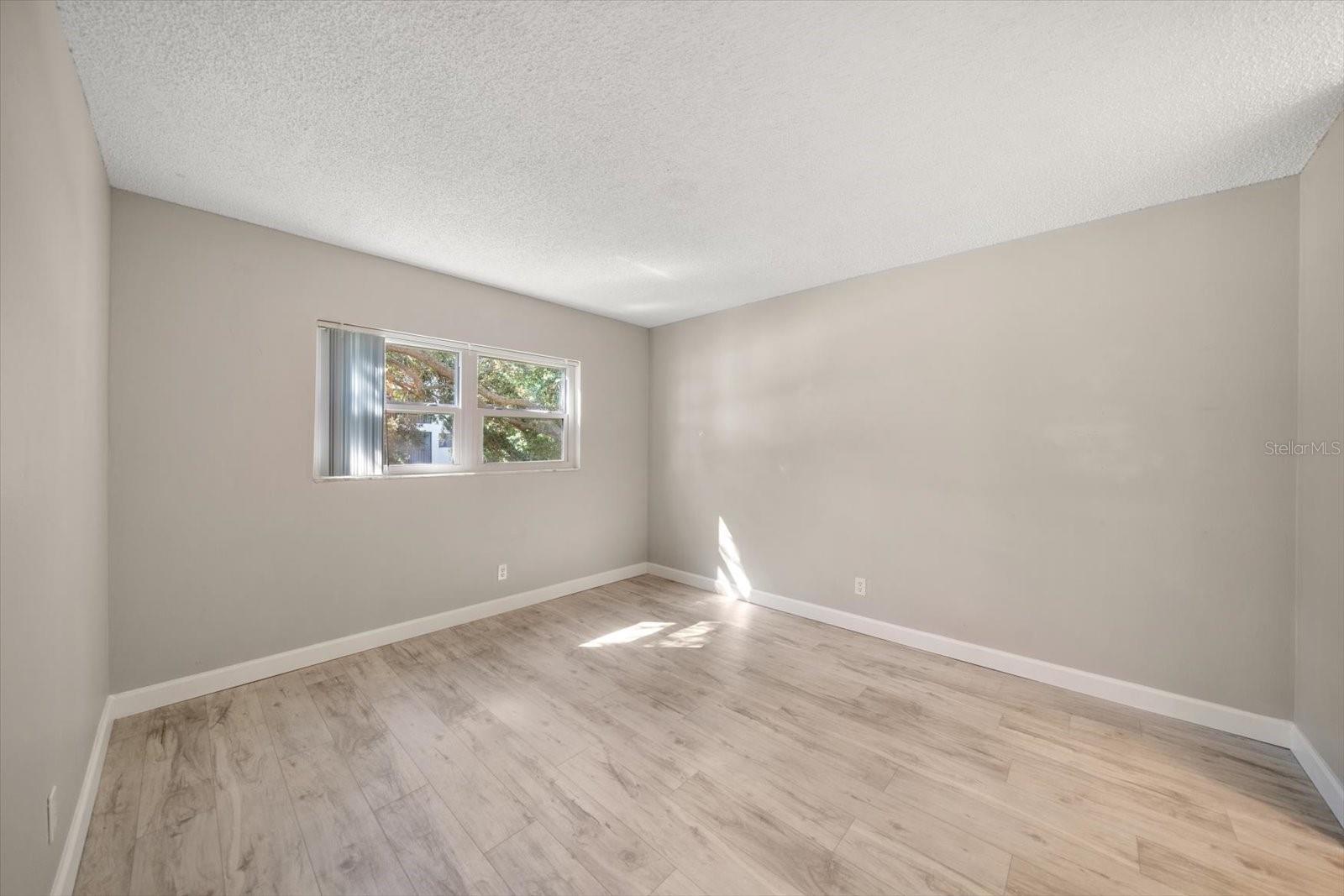 WATERS EDGE 2 CONDO - Residential