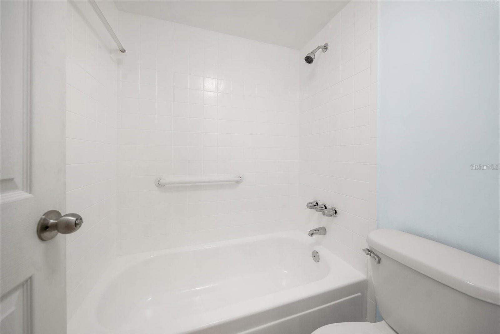 WATERS EDGE 2 CONDO - Residential