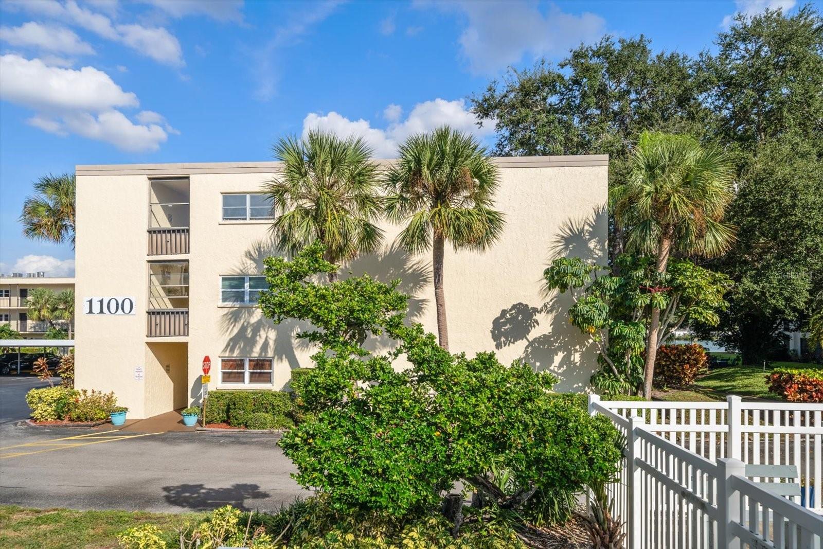 WATERS EDGE 2 CONDO - Residential