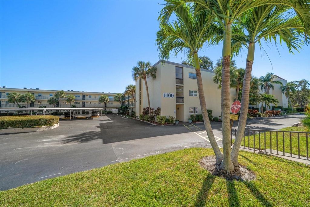 Photo of 11485 Oakhurst Road #1100-206, Largo, FL 33774 (MLS # TB8438967)