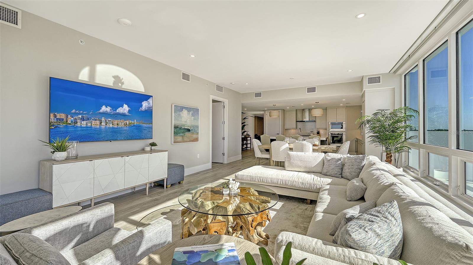 TEN35 SEASIDE - Residential