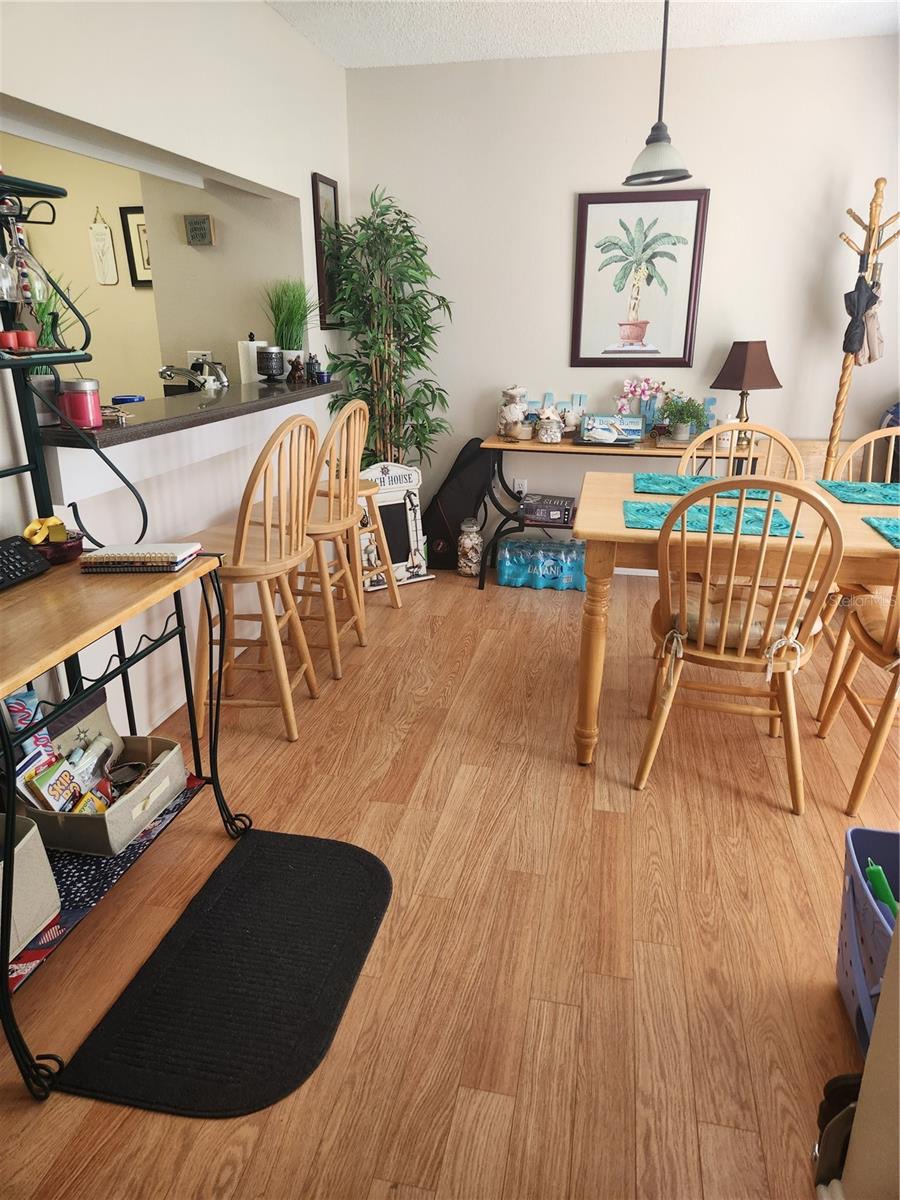 TOWNHOMES OF COUNTRYSIDE - Residential Lease