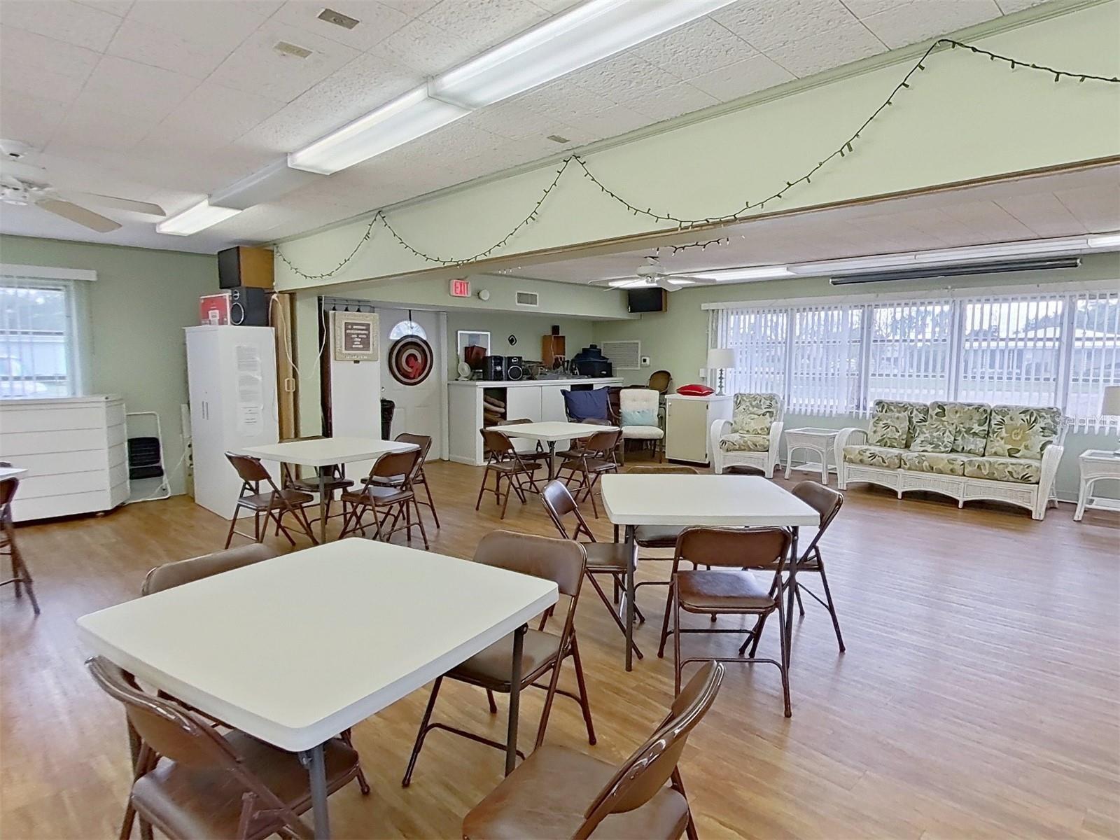 STRATHMORE VILLA SEC 04 - Residential