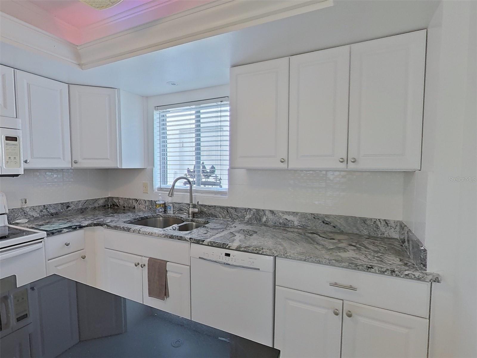 STRATHMORE VILLA SEC 04 - Residential