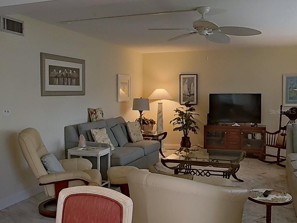 STRATHMORE VILLA SEC 04 - Residential