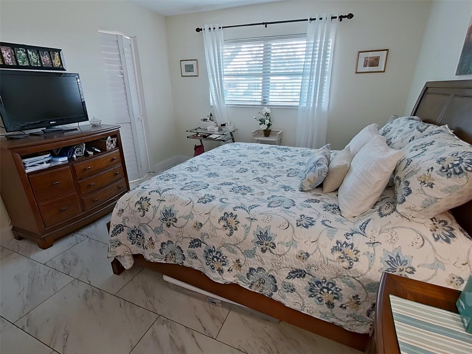 STRATHMORE VILLA SEC 04 - Residential