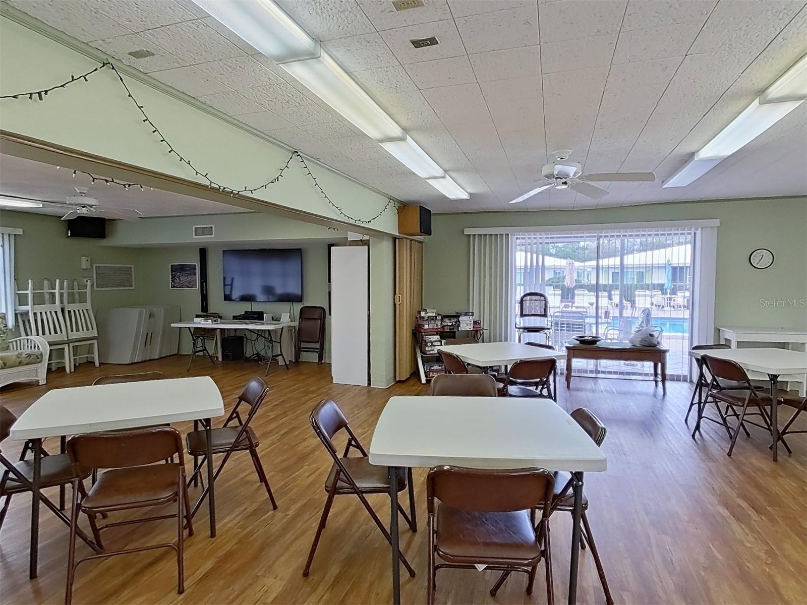 STRATHMORE VILLA SEC 04 - Residential