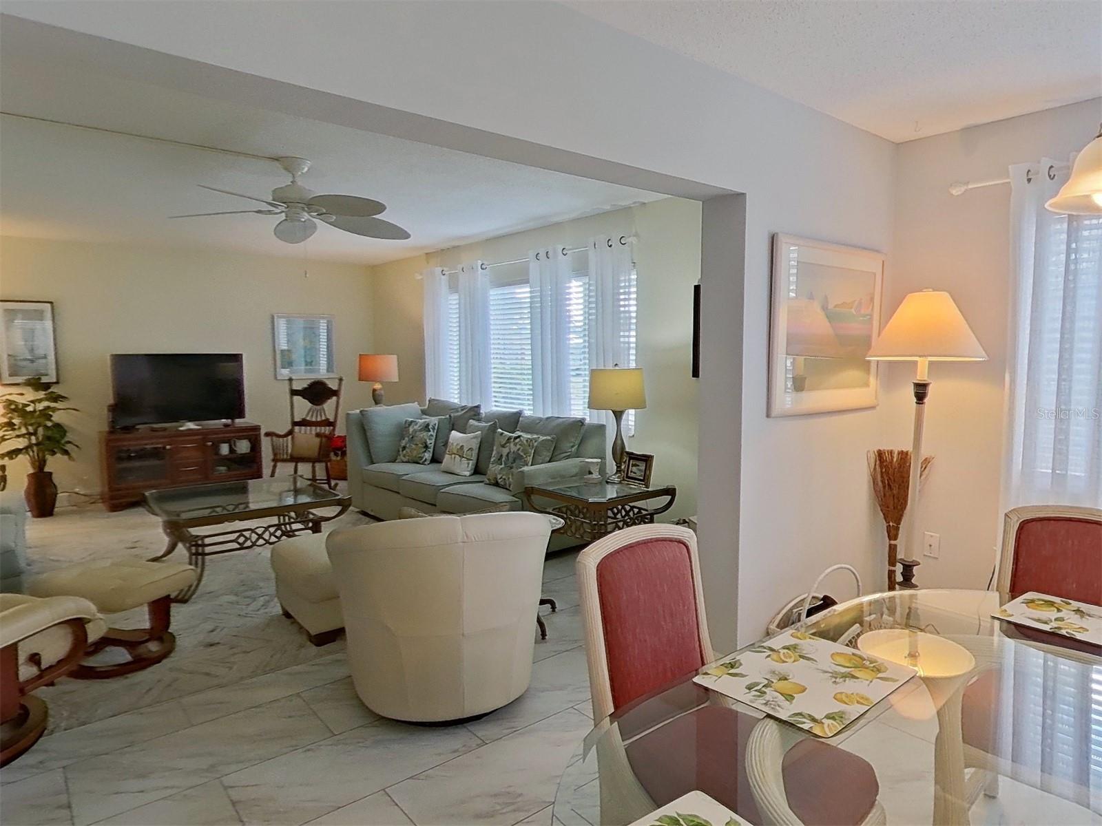 STRATHMORE VILLA SEC 04 - Residential