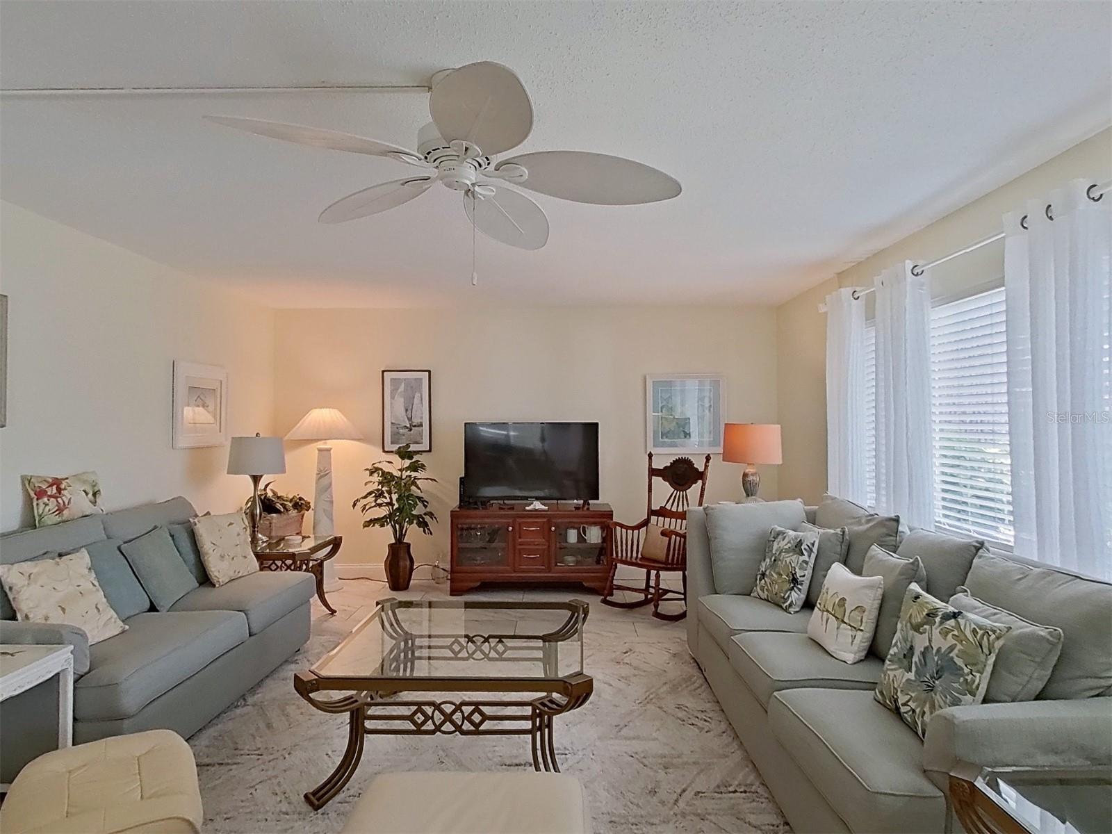 STRATHMORE VILLA SEC 04 - Residential