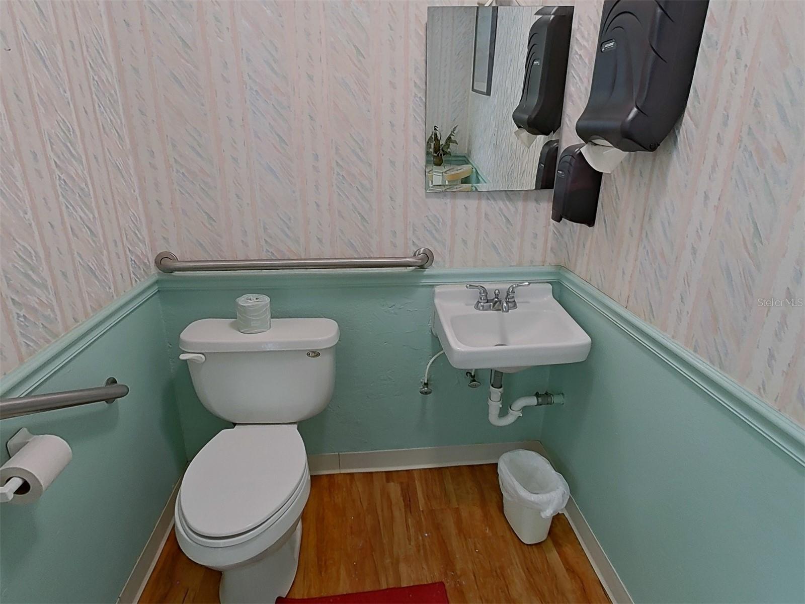 STRATHMORE VILLA SEC 04 - Residential